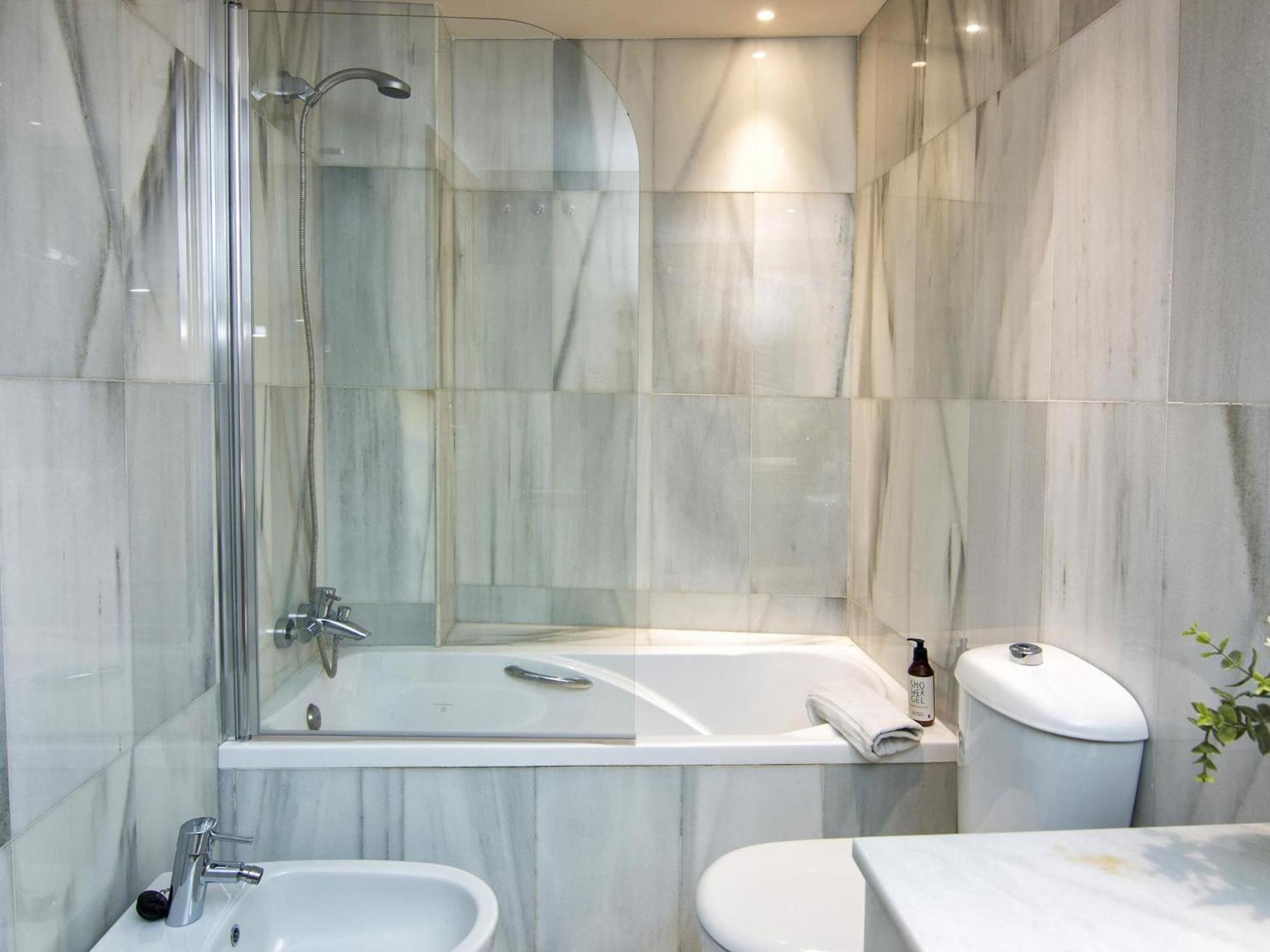 Elegant Town Hall Apartment With Views Granada Buitenkant foto